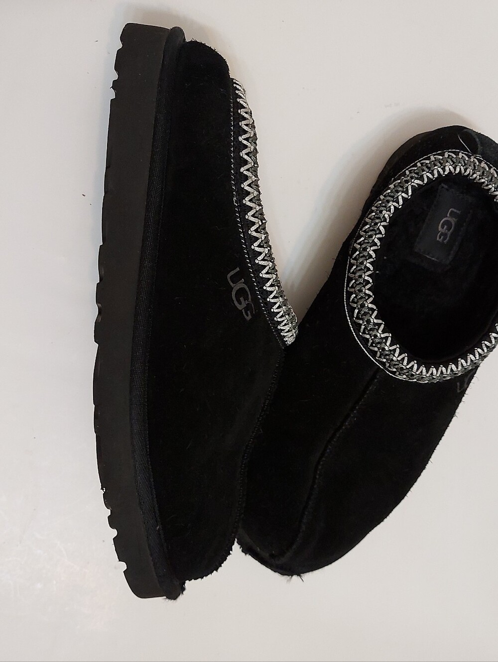 UGG Black Suede Moccasin-Style Slip-On Slippers M-8 W-11